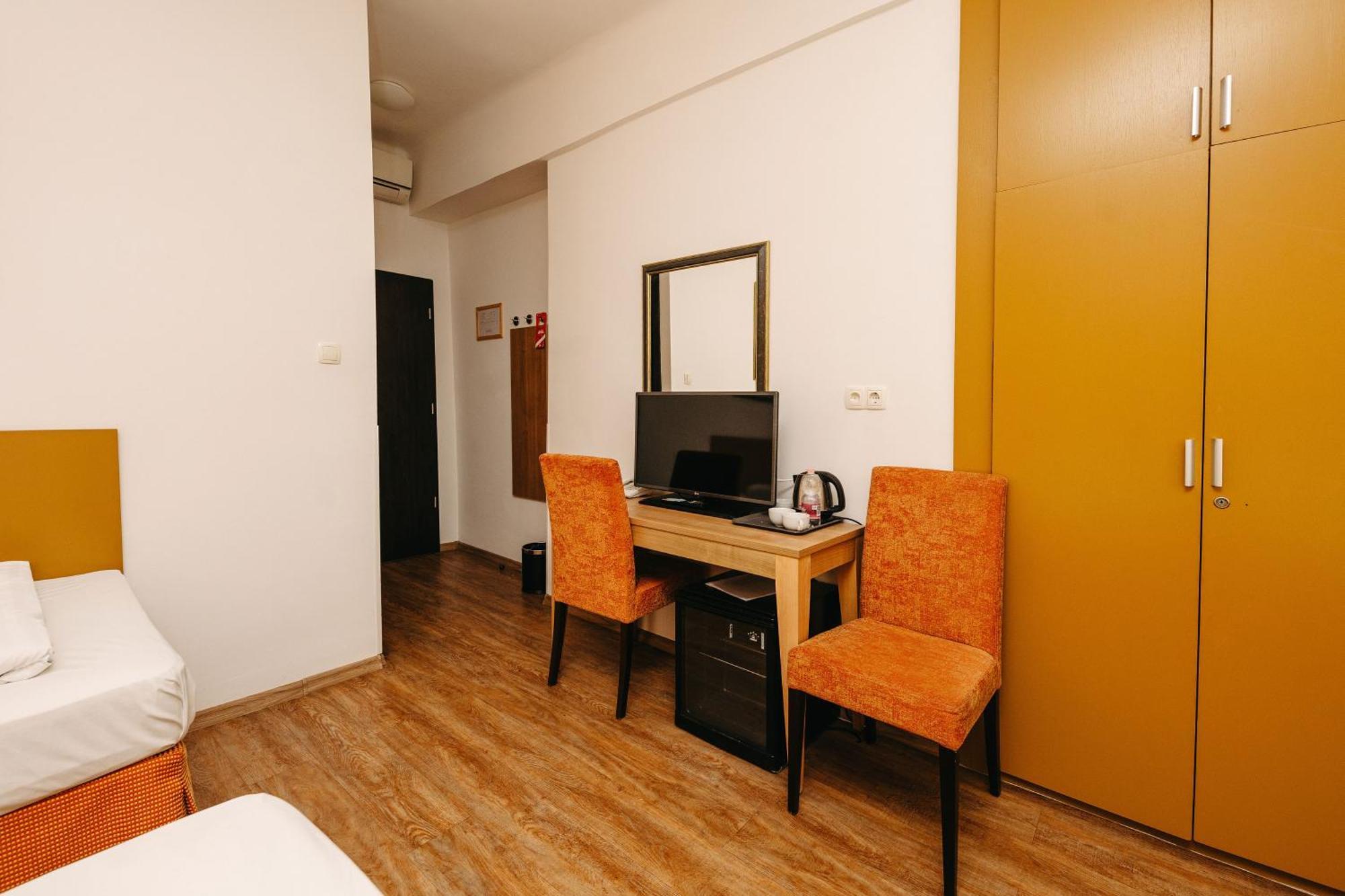 Hotel Metro Budapest Exterior foto